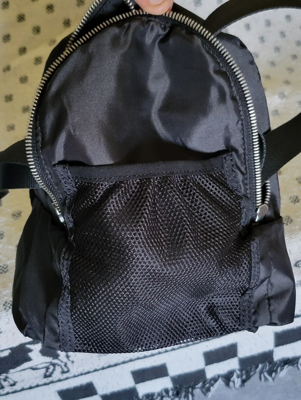 lululemon athletica excellent like